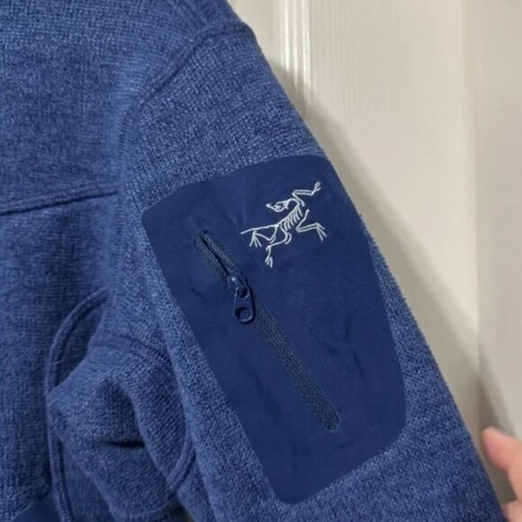 Women's Blue Fleece Jacket - Picture 6 of 7